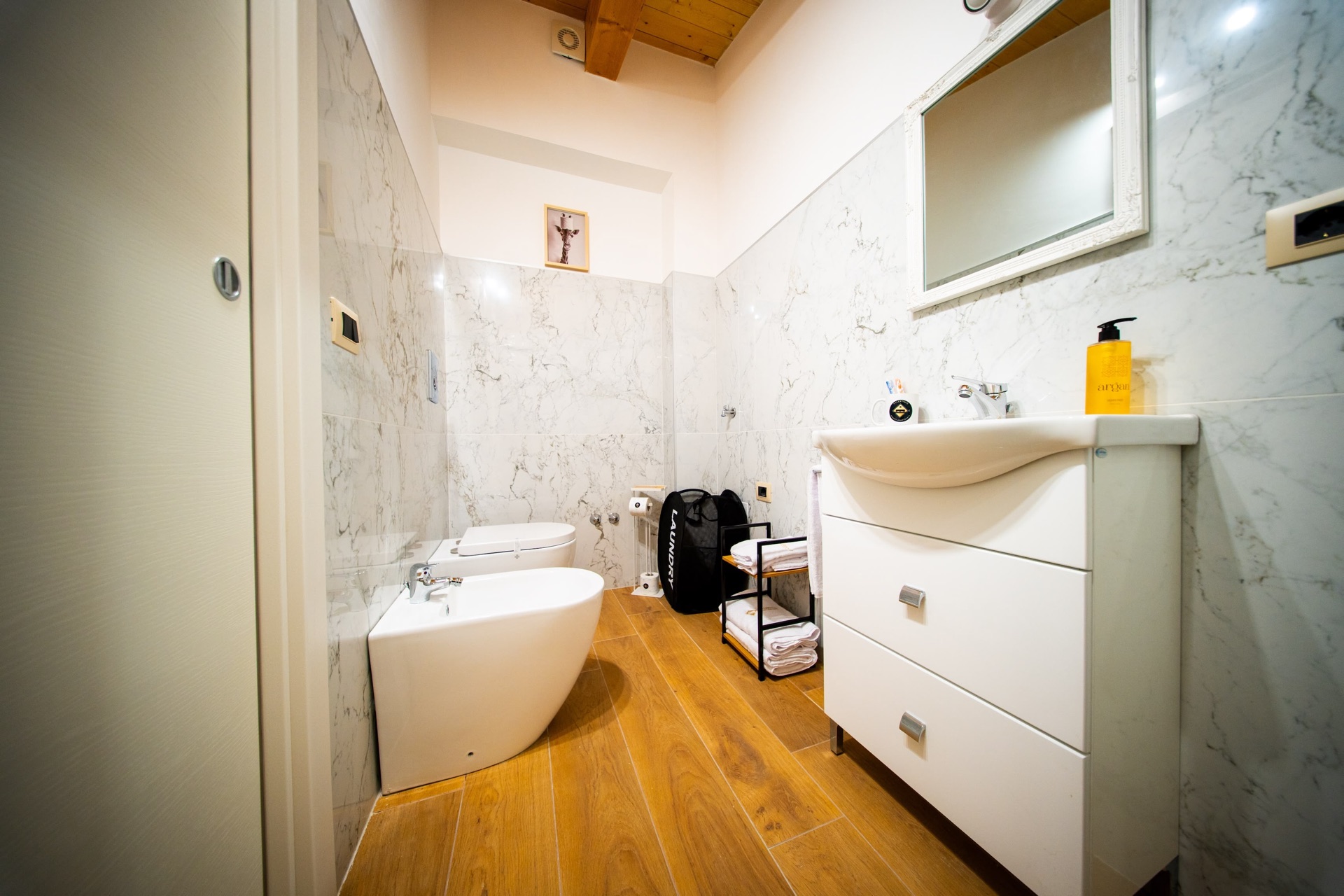 Camera 8 di Salernum Luxury Apartments